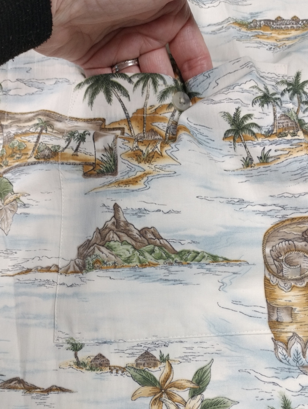 Pierre Cardin White Floral Tropical Print Shirt Size Medium #33 - Picture 7 of 11